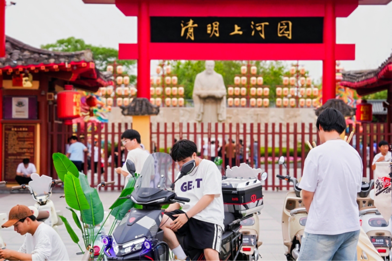 臺(tái)鈴長(zhǎng)續(xù)航電動(dòng)車